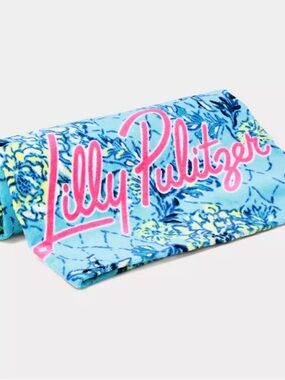 Lilly Pulitzer Beach Towel Bellevue Blue Breakers Beach GWP 30x60